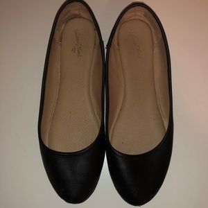 BLACK BALLET FLATS